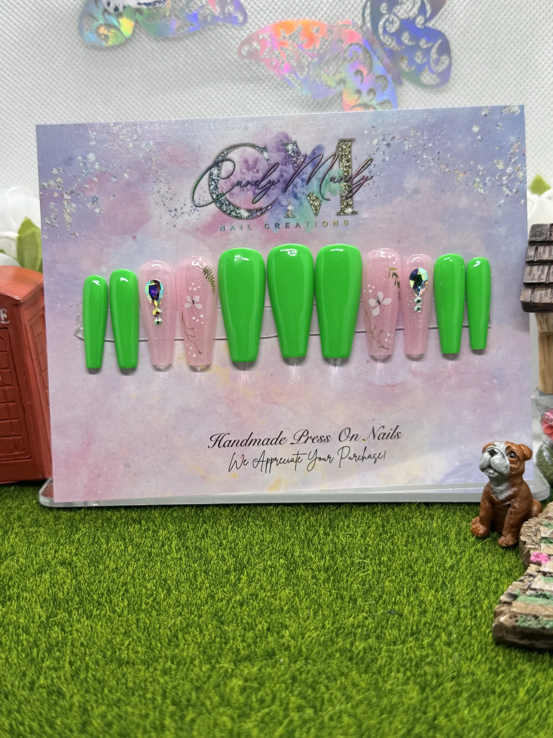 Lime Green w/ Stones Press-On Nail Set – Coffin Shape (Small/Medium Length)